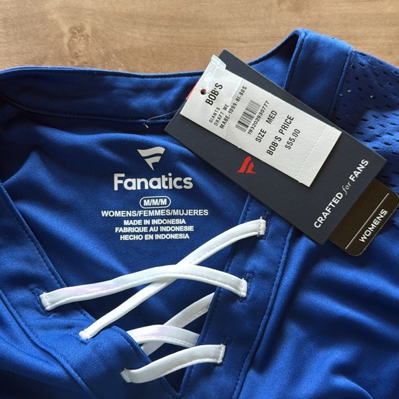 NWT Women’s Fanatics New York Giants Short Sleeve Lace Up Jersey Top Medium - Picture 6 of 8
